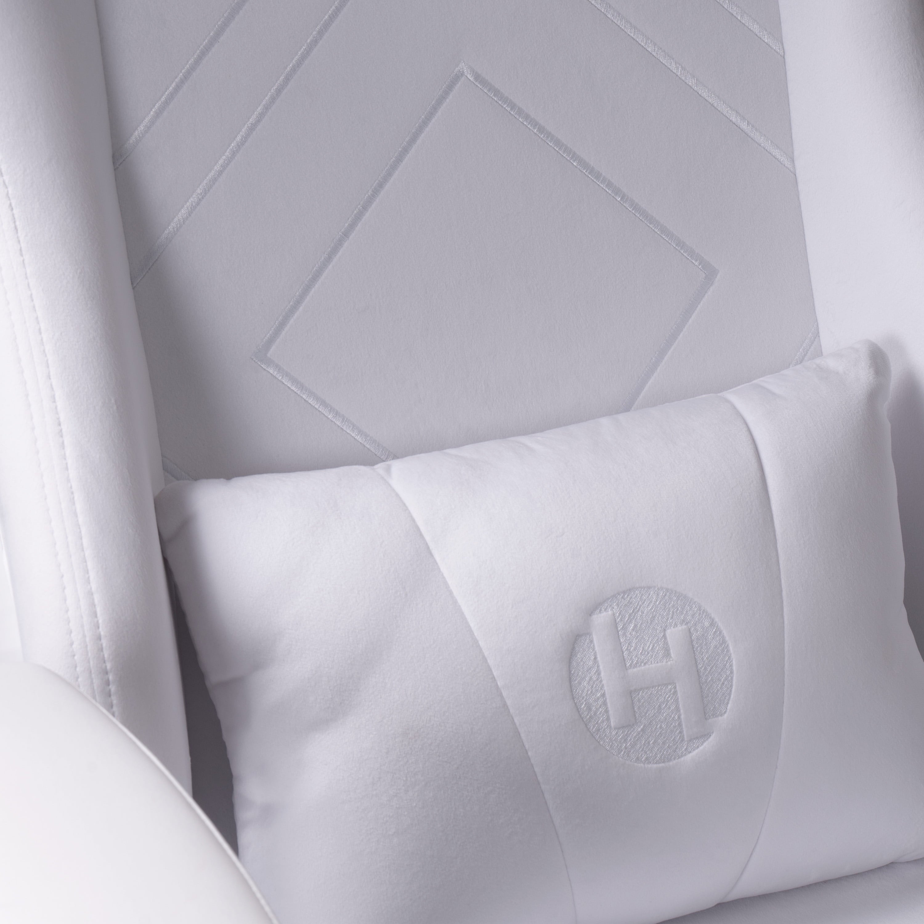 Techni Sport Velvet Gaming Chair, White RTA-TSF45C-WHT