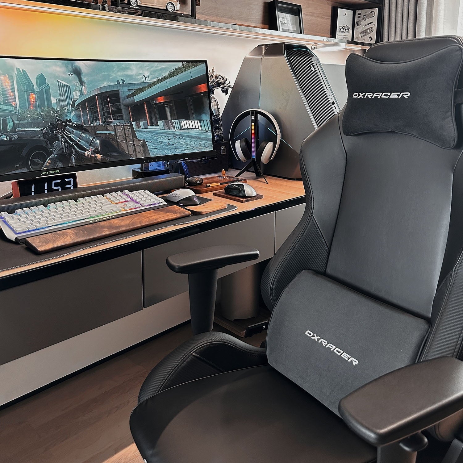 DXRacer Drifting Series Gaming Chair - Ergonomic Office Chair with Lumbar Pillow & Adjustable Headrest - Reclining PC Computer Gaming Chair Recliner For Adults Teens, Regular L